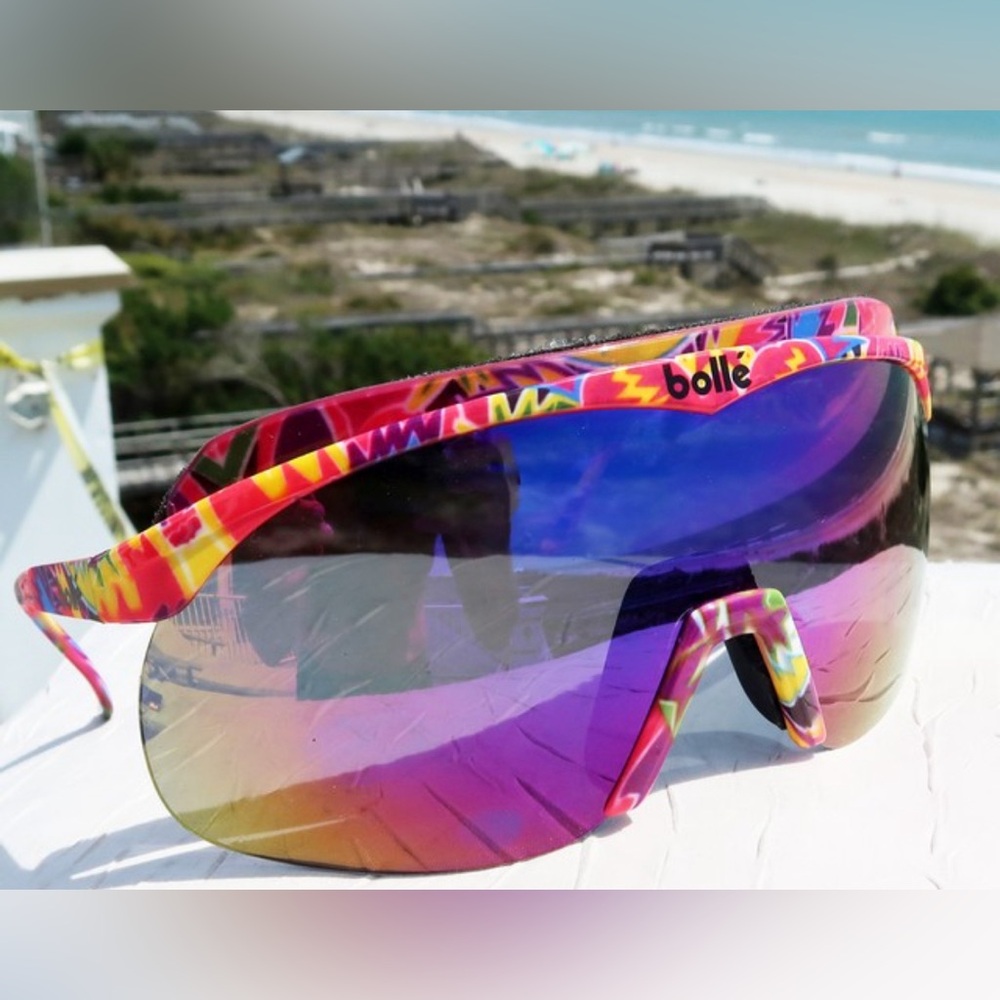 Bolle Multicolor Micro edge sunglasses☀️